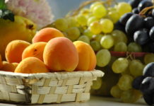 Чӣ дар куҷо пайдо шудааст? (Ватани ангур, шафтолу, зардолу, тут …) зардолу ангур